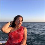 Soy profesora de primaria y llevo jugando al baloncesto más de 12 años. Tengo gran experiencia con niños de todas las edades